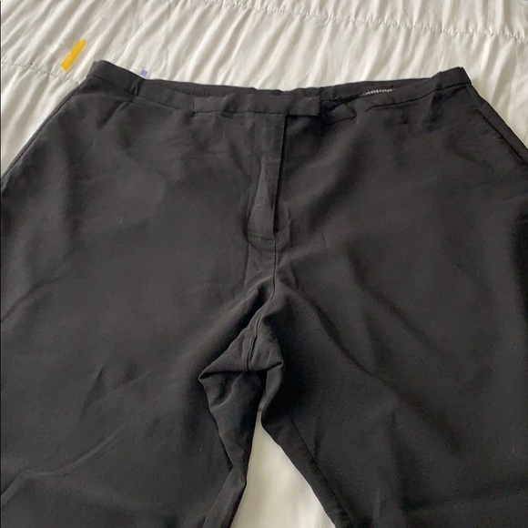 Chic Black Venezia dress pants - good condition - Picture 2 of 4